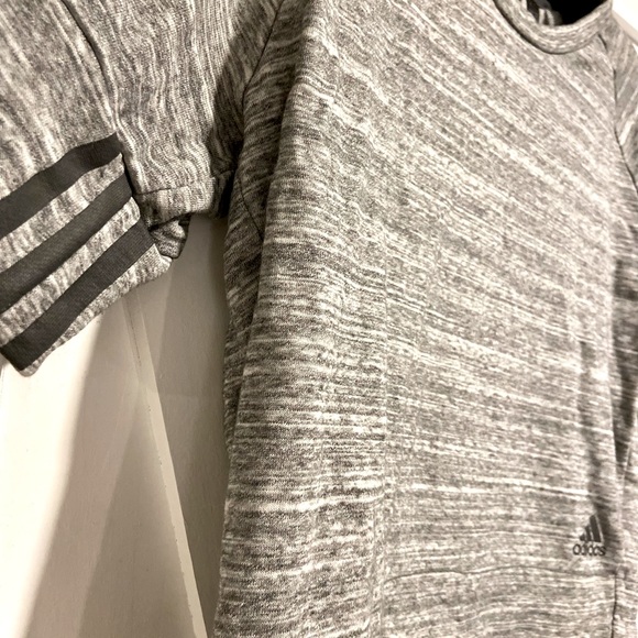 Boxy Grey Adidas Tshirt - Picture 1 of 6